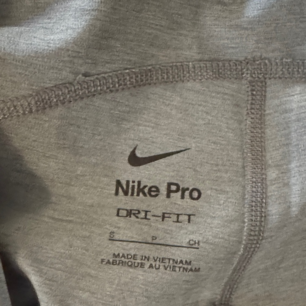 Nike Pro Dri-FIT Heather Gray Shirt